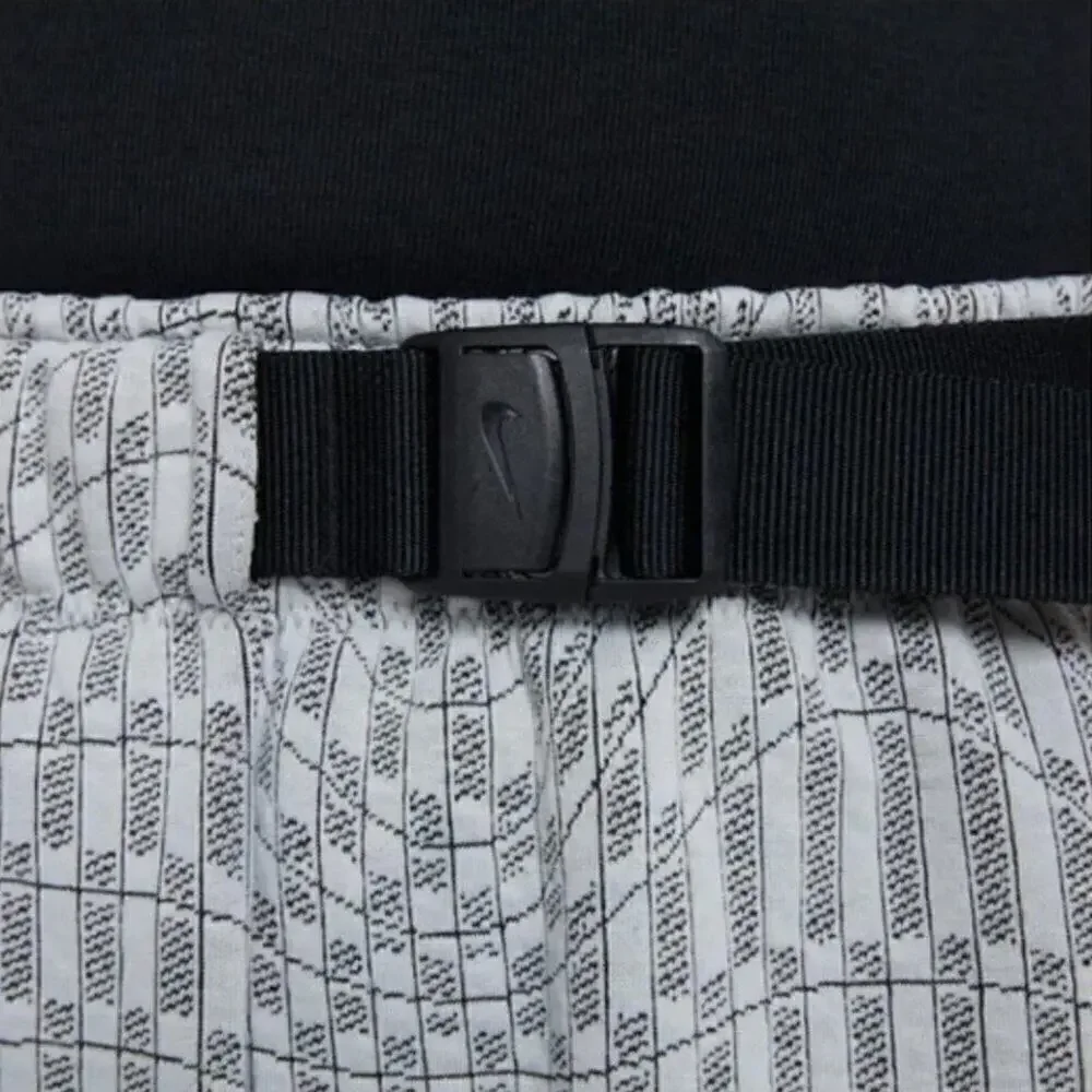 Nike sportswear tech